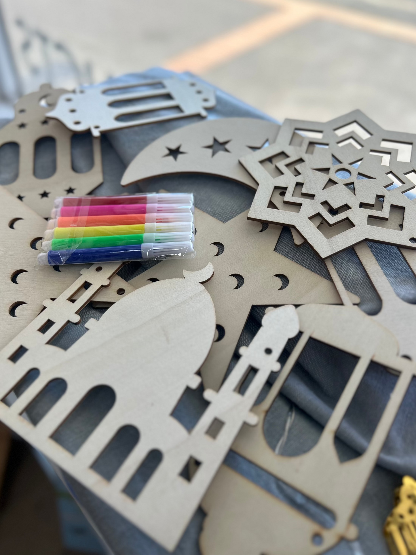 Wooden Colouring Set