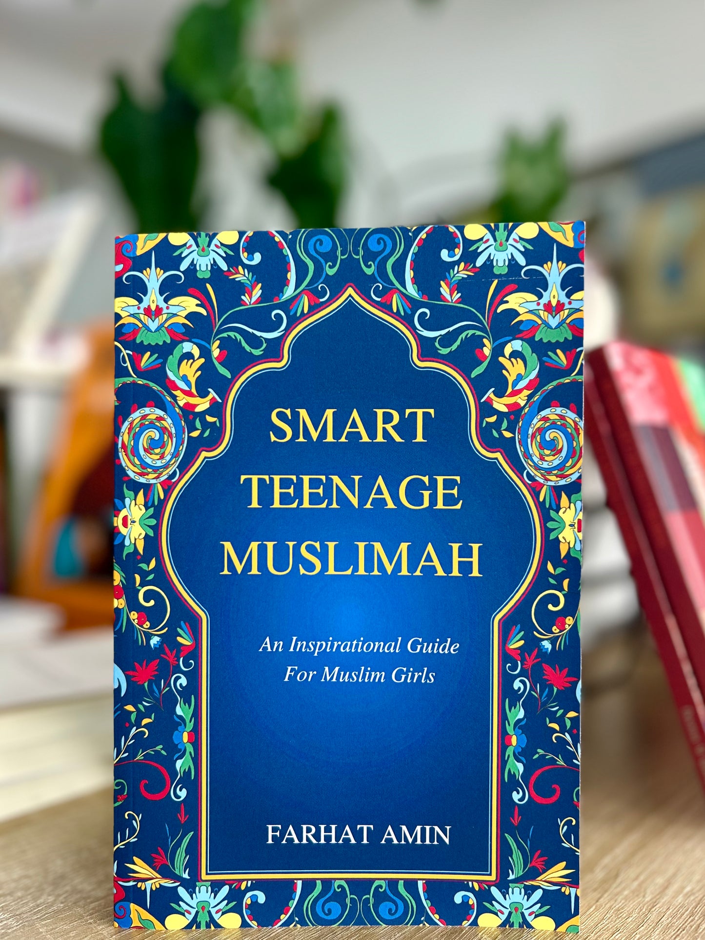 Smart Teenage Muslimah